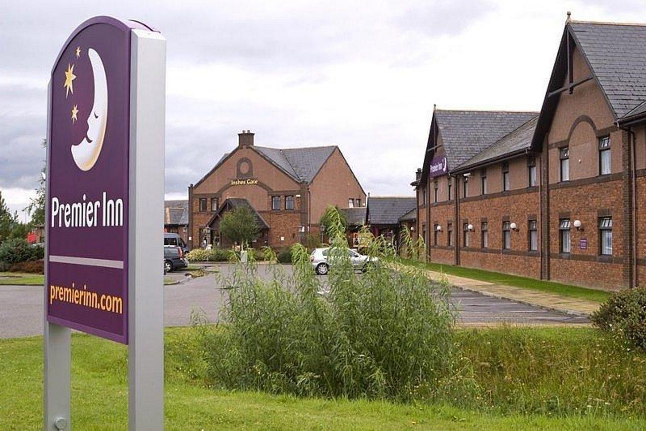 Premier Inn Inverness East Exterior foto